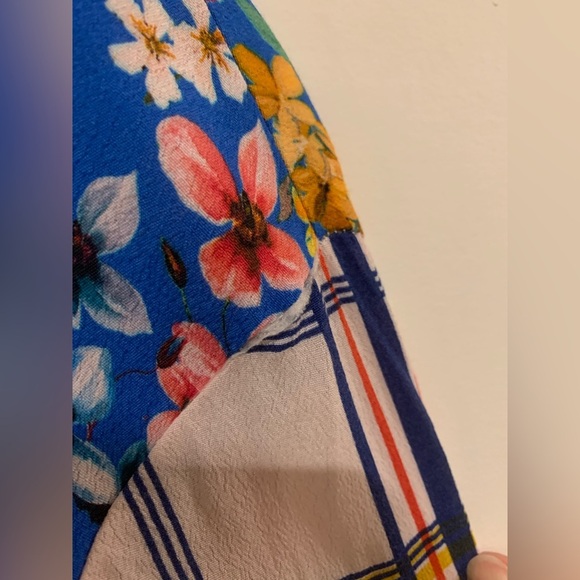 Zara Floral and Plaid Long Sleeve Top - Blue and Red - Picture 6 of 7